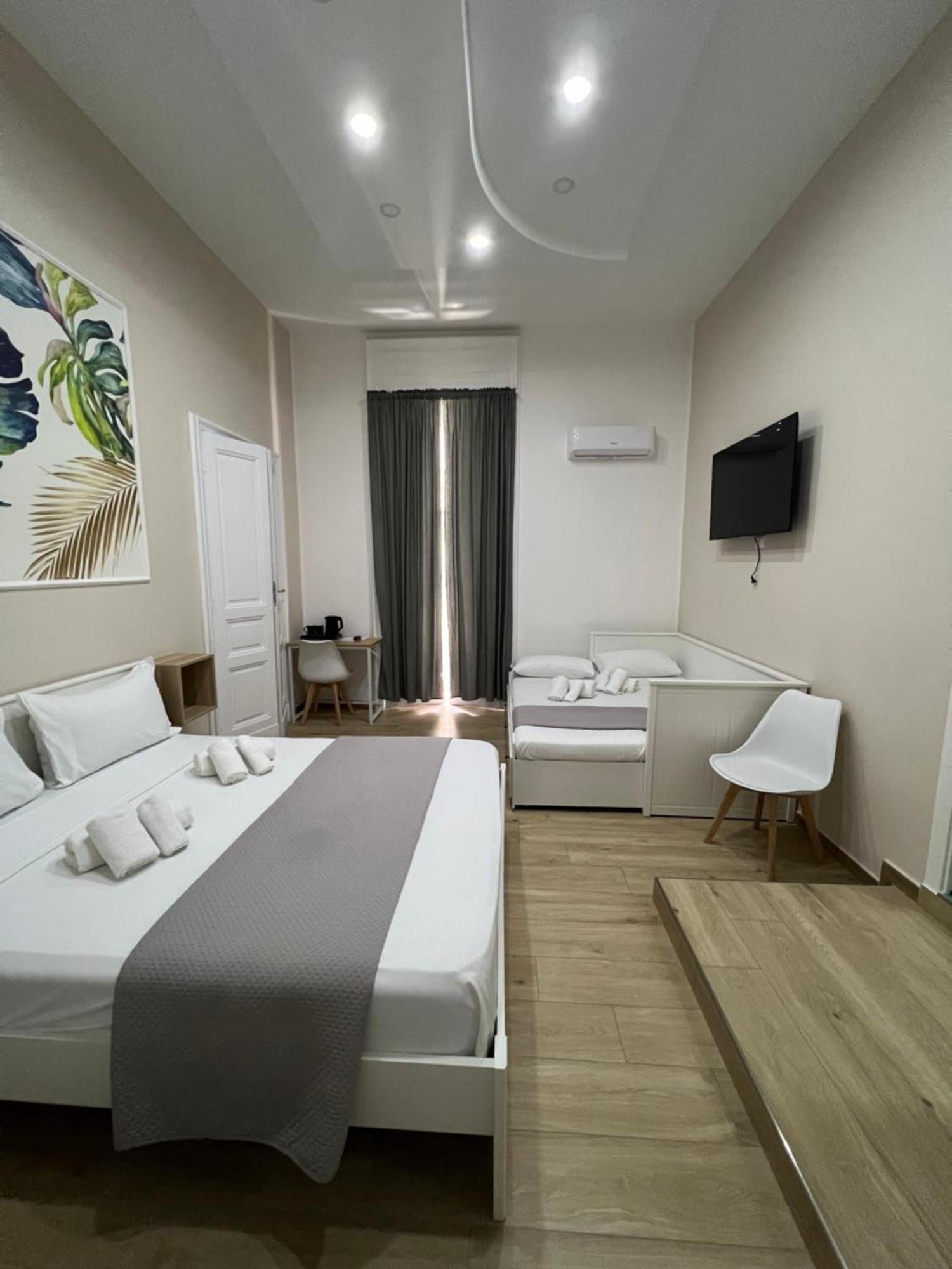 Vpm Rooms Central Train Station Neapel Exterior foto