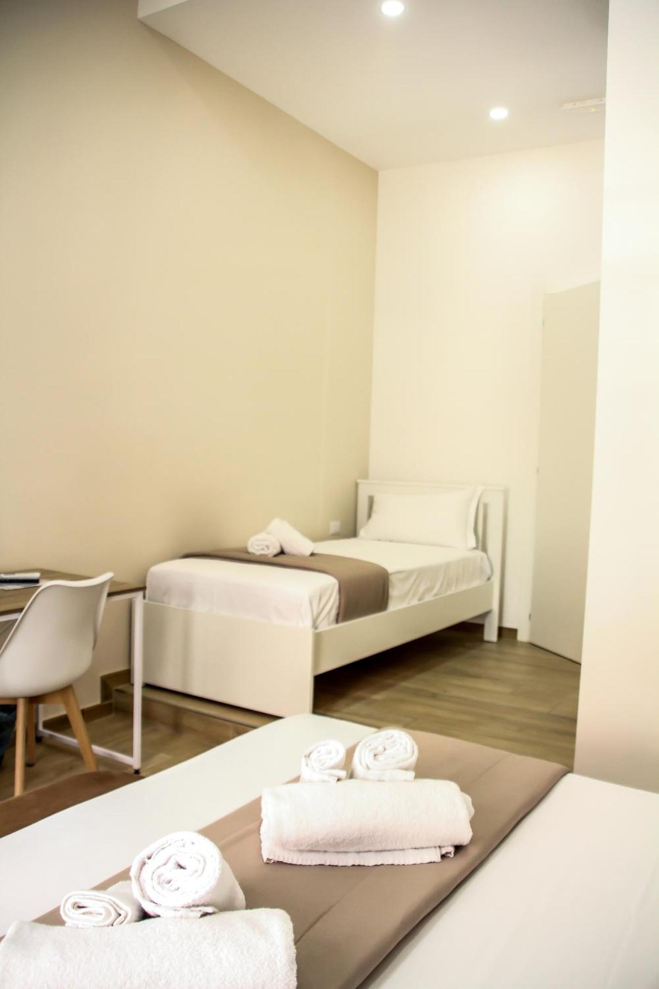 Vpm Rooms Central Train Station Neapel Exterior foto